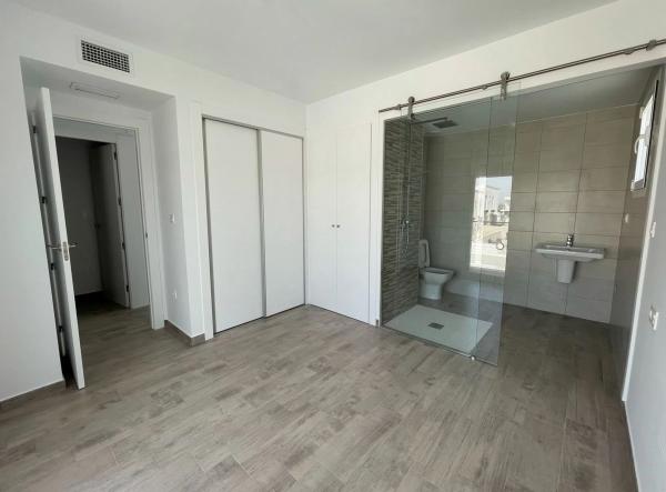 Chalet pareado en calle Malta s/n