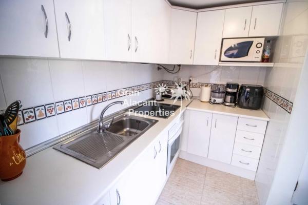 Chalet adosado en calle Orden Dórico