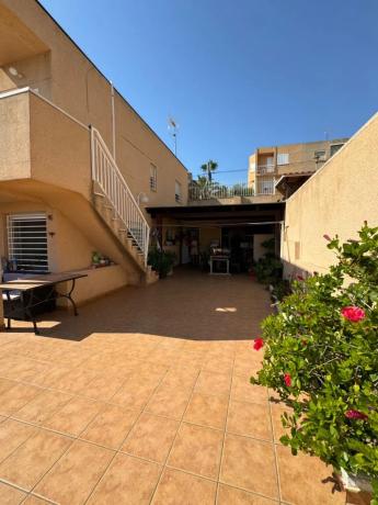 Chalet pareado en Aviguda Oceania