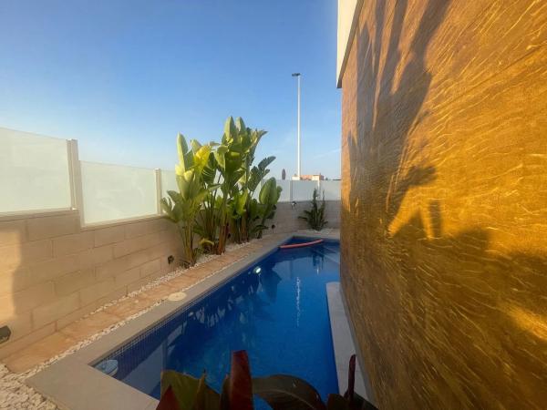 Chalet pareado en calle Antoñita Sanchis Buades