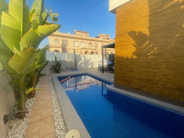 Chalet pareado en calle Antoñita Sanchis Buades