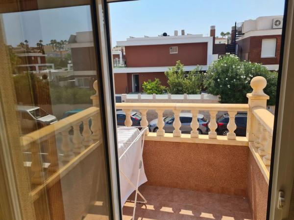 Casa independiente en calle Caridad Soler Durá, 80