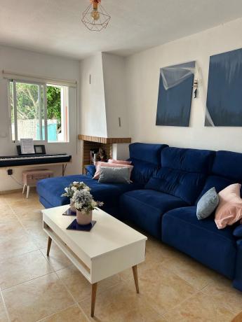 Chalet pareado en calle Monte de Santa Pola, 10