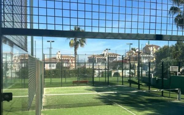 Chalet pareado en calle Monte de Santa Pola, 10