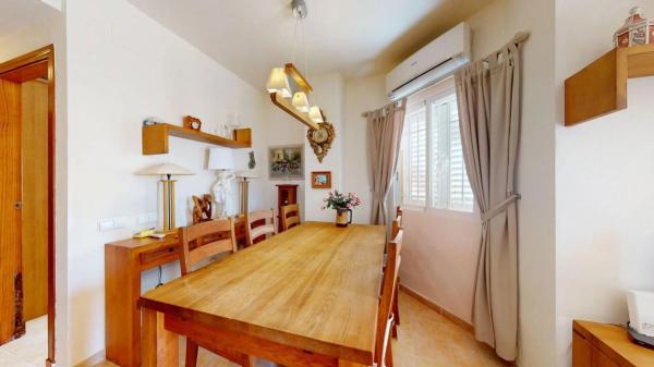 Chalet pareado en calle Monte de Santa Pola