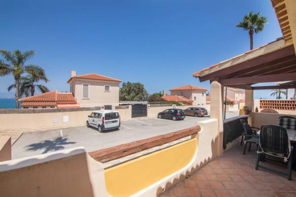 Chalet adosado en via Sense Nom