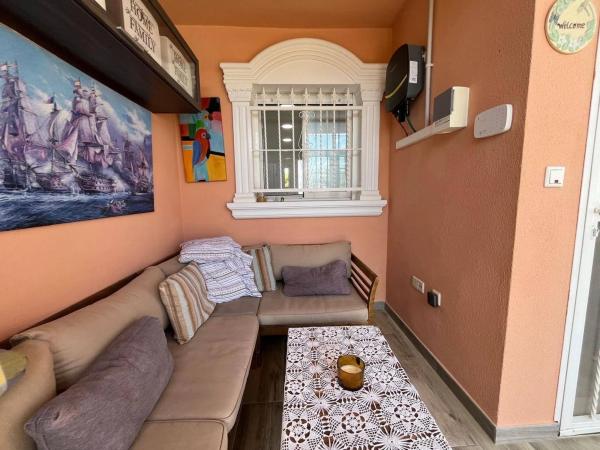 Casa independiente en calle de Finlandia