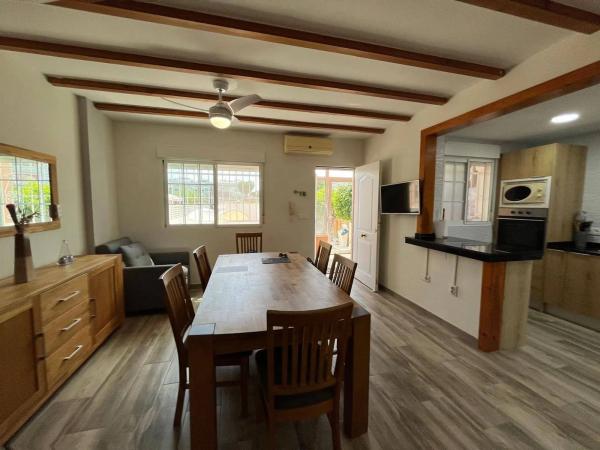 Casa independiente en calle de Finlandia