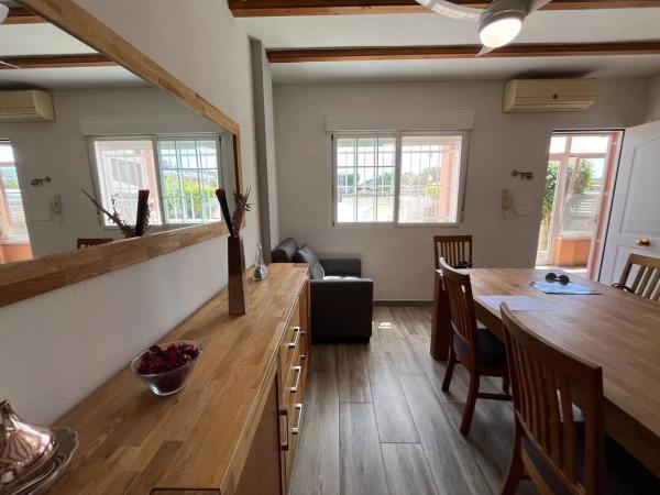 Casa independiente en calle de Finlandia