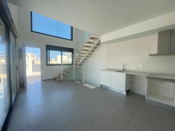 Casa independiente en calle de Xipre