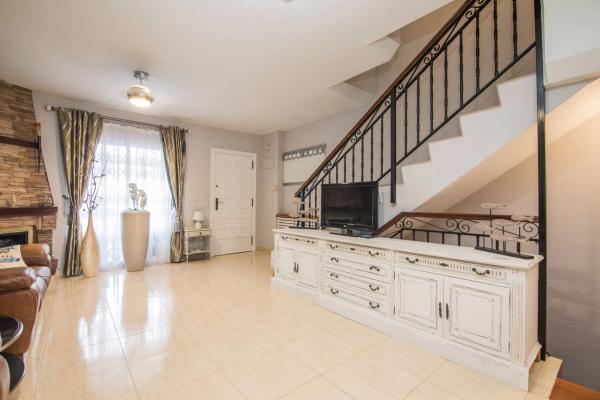 Chalet adosado en calle Monte de Santa Pola s/n