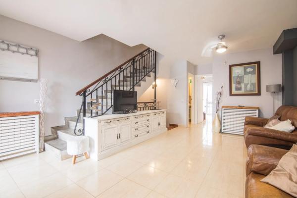 Chalet adosado en calle Monte de Santa Pola s/n