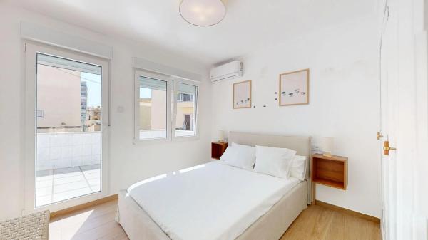 Chalet adosado en calle Novelda, 12