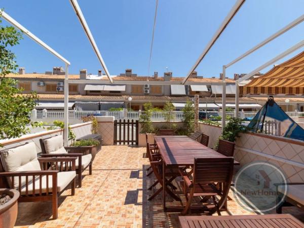 Chalet pareado en calle del Cadafal