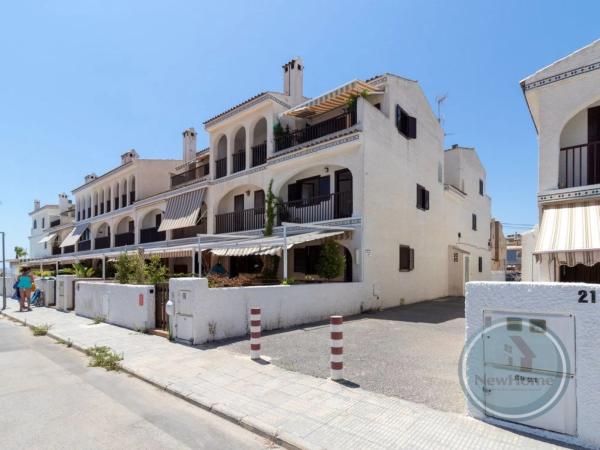 Chalet pareado en calle del Cadafal