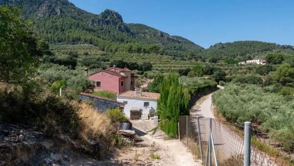 Masía en Dis 114, 6