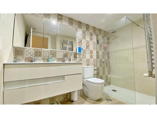 Chalet adosado en calle Atenas