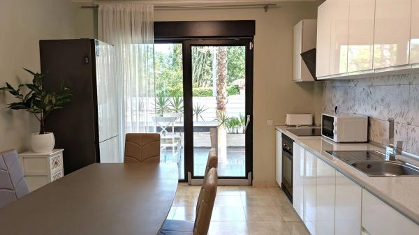 Casa independiente en calle de L'Esportista Alejandra Quereda