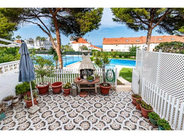 Chalet en calle de la Dorada, 11