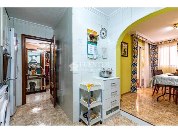 Chalet en calle de la Dorada, 11