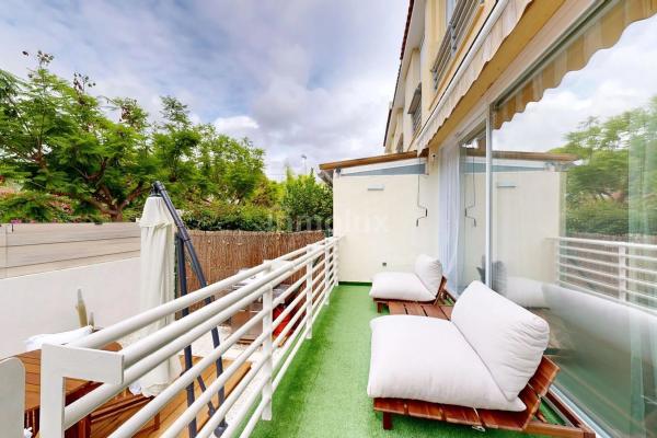 Chalet adosado en avenida Arquitecto Félix Candela