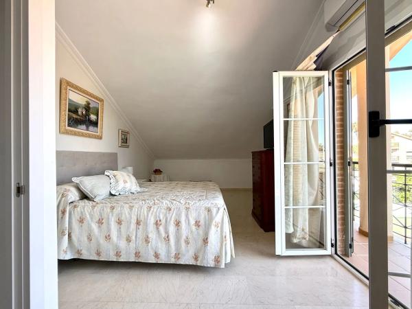 Casa independiente en Cl Albatros, Del