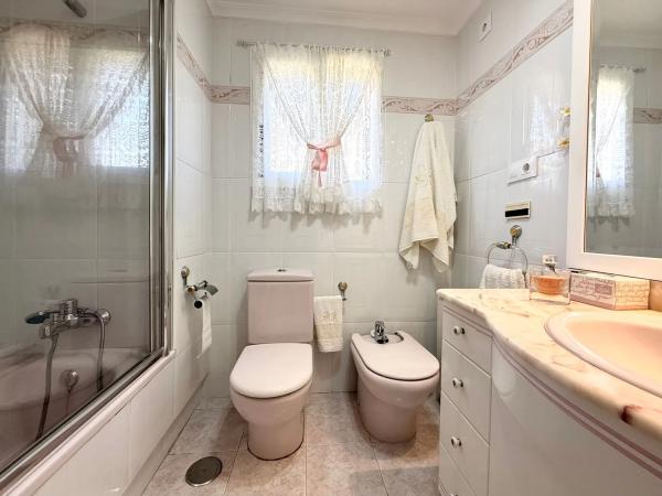 Casa independiente en Cl Albatros, Del