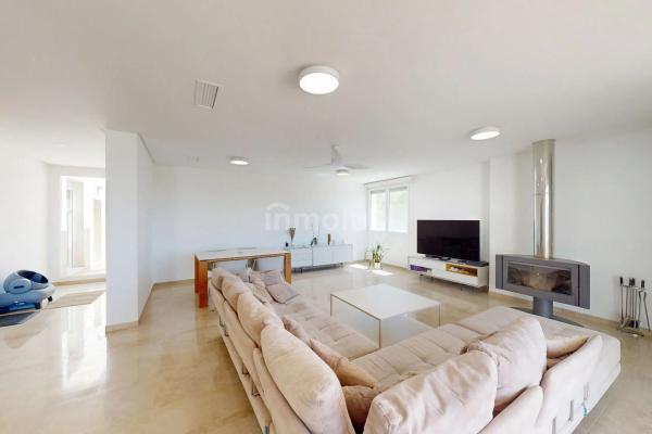 Casa independiente en calle Montíboli