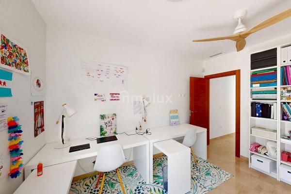 Casa independiente en calle Montíboli