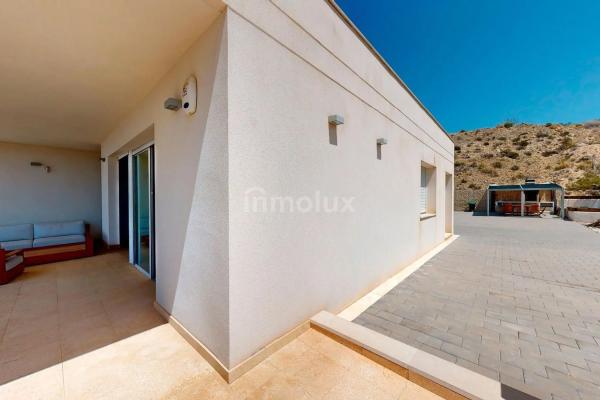 Casa independiente en calle Montíboli