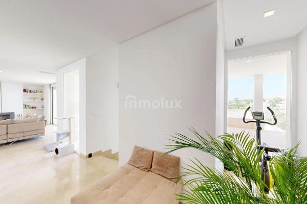 Casa independiente en calle Montíboli