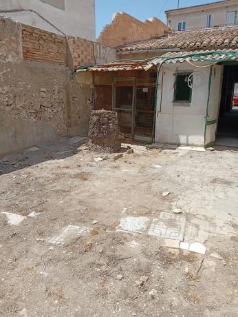 Chalet adosado en calle de Castelar, 13