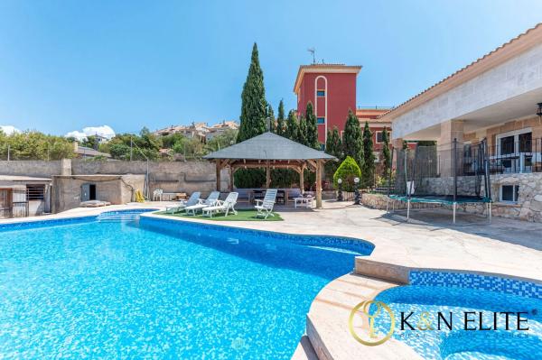 Casa independiente en calle Mostaza