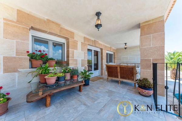 Casa independiente en calle Mostaza