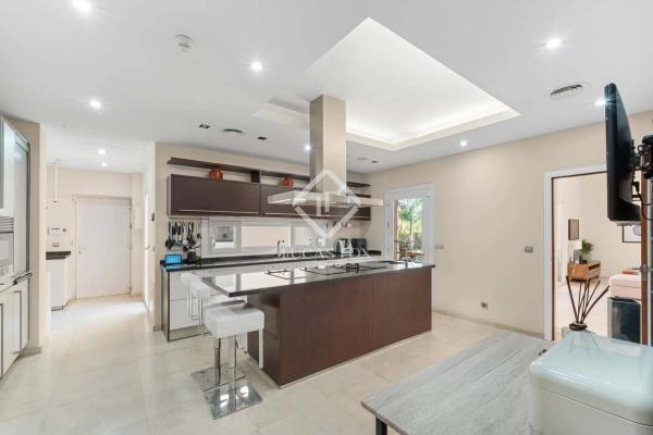 Casa independiente en calle Mostaza