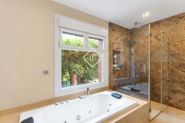 Casa independiente en calle Mostaza