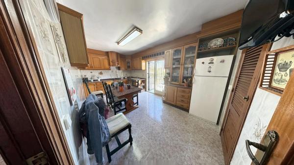 Casa independiente en calle Biar