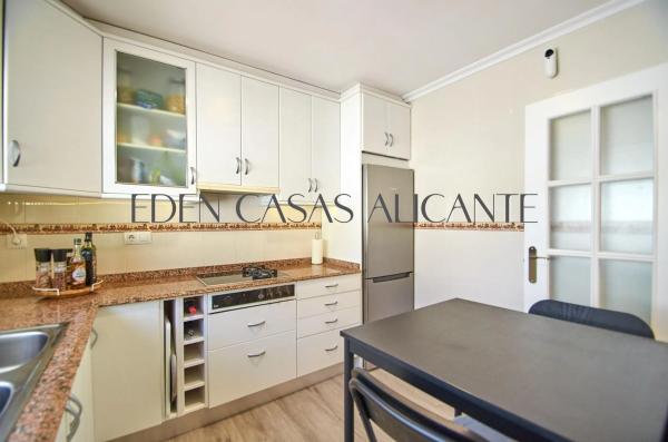 Casa independiente en calle Gaviotas