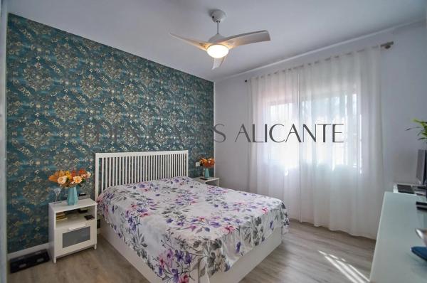 Casa independiente en calle Gaviotas