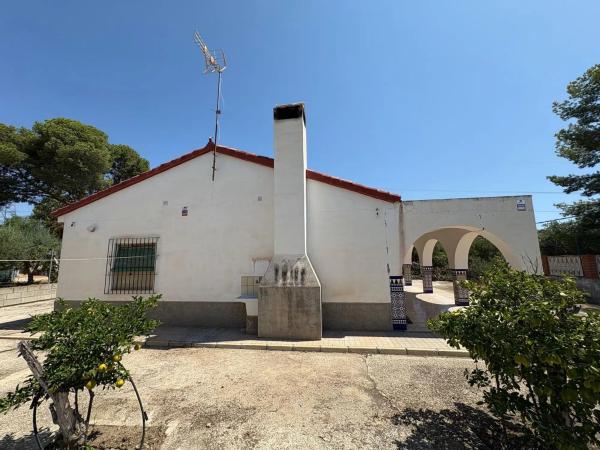 Casa independiente en Urbanización Llano Pastores