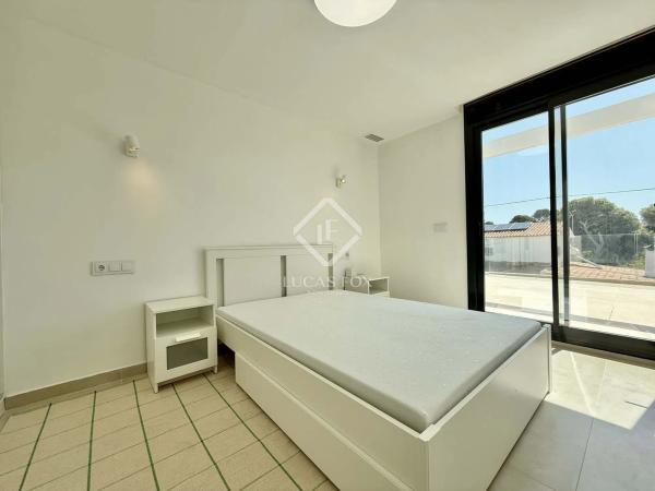 Casa independiente en calle de Santamaria