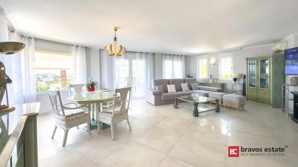 Casa independiente en calle Islandia