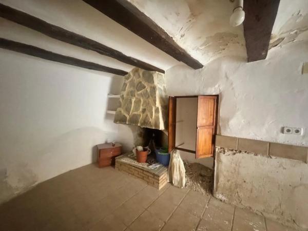 Caserón en Escales de Pere, 8