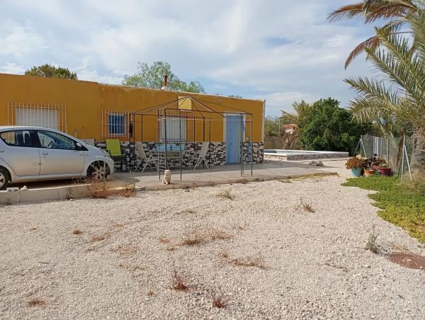 Finca rústica en camino del Rebolledo