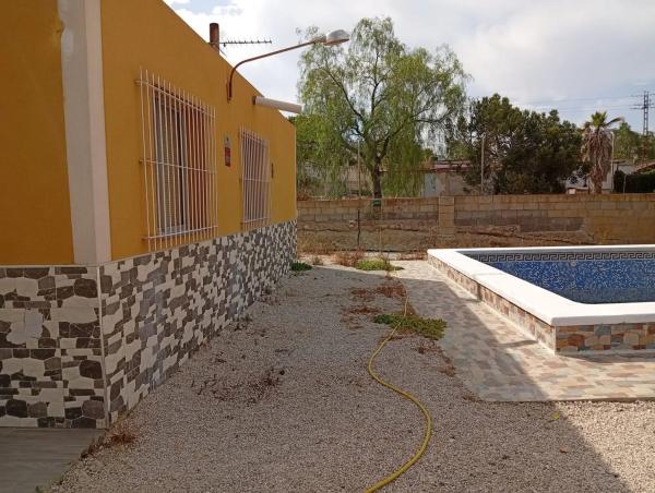 Finca rústica en camino del Rebolledo