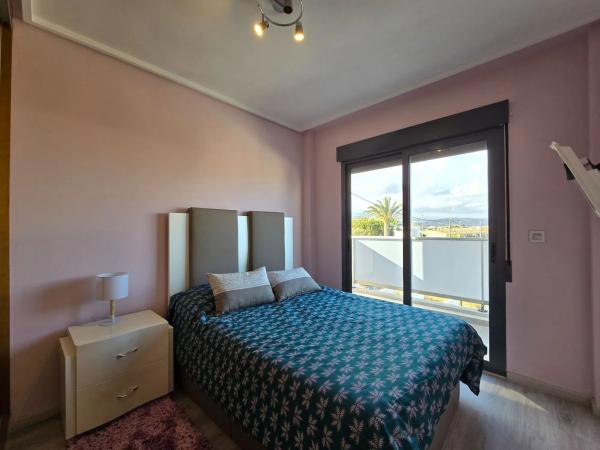 Casa independiente en calle la Font del Pouet