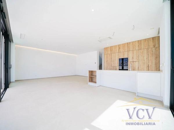 Casa independiente en calle la Font Roja