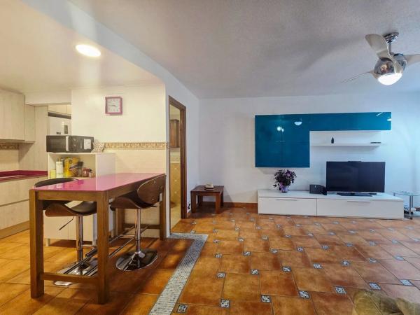 Chalet adosado en avenida Novelda