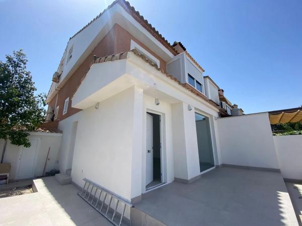 Chalet adosado en calle Busot