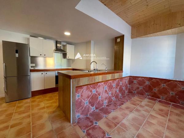 Chalet adosado en calle Pintor Sorolla